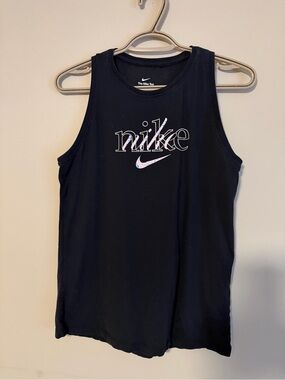 Nike Dri-FIT Black Graphic Sleeveless Tank Top Women’s Size Small